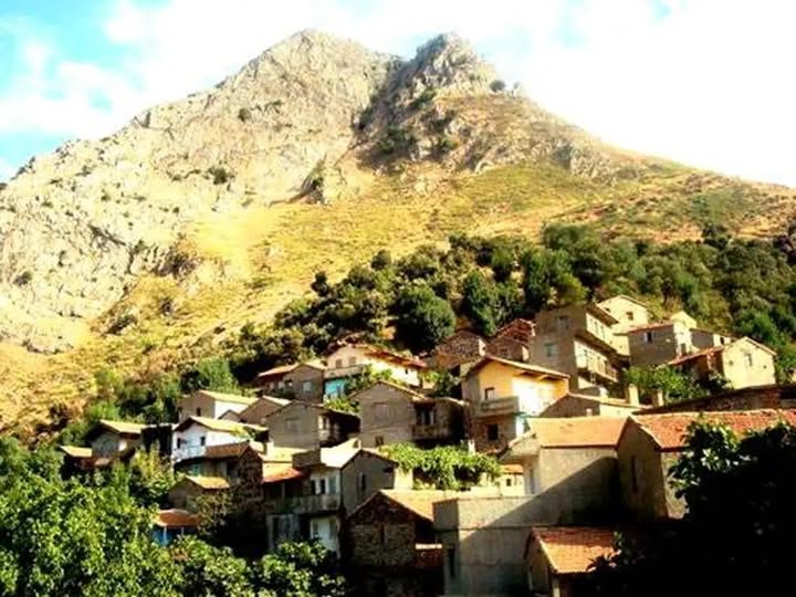 Le village d’Aït Aïssa Ouyahia