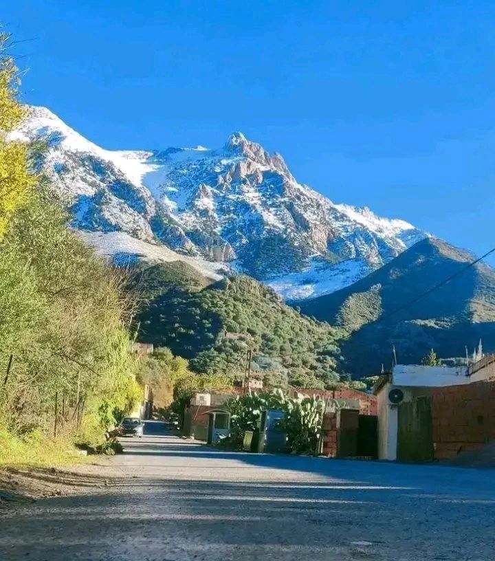 Le village de Merkala (ou Imerkalen) communde de Taghzout wilaya de Bouira