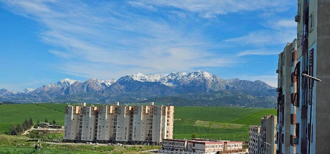 DRAA EL MIZAN vue les plaines Frikat ,Ain Zaouia ,Boghni et Djurdjura
