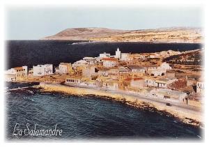 La Plage Salamandre et le village dans les années 50