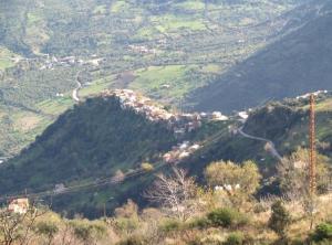 Village Karouche ,beauté de la nature , viosin d'ighil Igoulmimène
