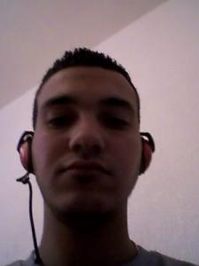 dabrouna khedema ana yatime