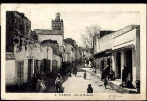 شارع معسكر و مسجد سيدي السنوسي