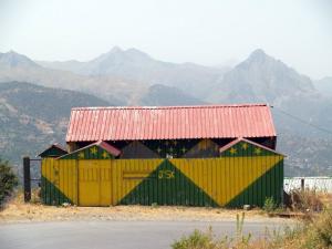 Ighil-Igoulmimene La JSK dans les coeur ,dans les maisons et sur les murs des maisons
