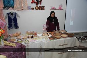 أطباق من الأكولا ت المختلفة