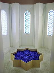 Samta Benyahia,  Installation, 2003, Polygone room