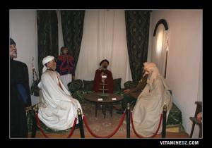 Reconstitution du conseil de Hamid El Abd dans sa demeur Dar El Kaïd