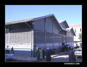 Le marché couvert      .