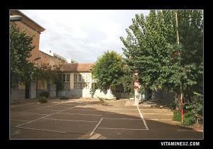 La cour de l'ex école Jules Ferry