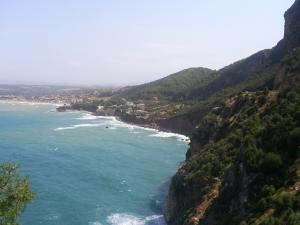 la colline de Chenoua