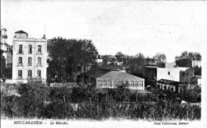 Le marché couvert et les environs