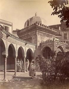 Oran - Cour de la Mosquee du Pacha