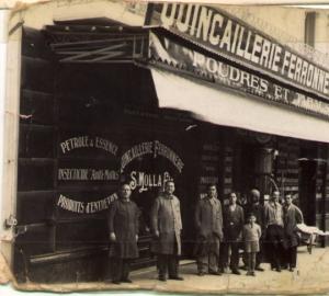 Employés quincaillerie Molla