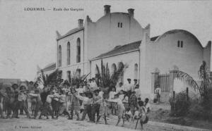 Lourmel, L'école des garçons (cpa Bernard Robert)