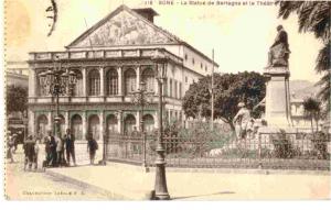 Statue de Bertagna et theâtre