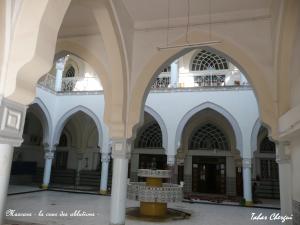 la cour des ablutions de la mosquée Mouslim