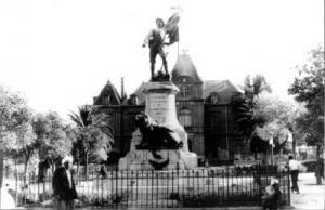 بلدية سعيدة مع صور لبعض الجزائريين إبان الإستعمار