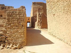 Ruelle au ksar de Ain madhi