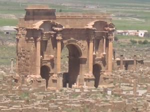 L'arc de triomphe de Timgad