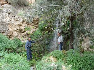 Chuute d'eau Mazzar, Ah Frah