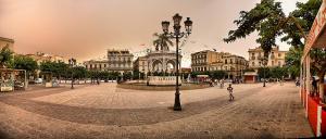 Sirocco (Vent venant du désert) fouettant la Place d'Armes, Blida