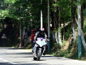 Course de moto pour les amateur à Chrea (Blida)