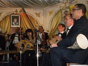 Bachtarzia sur scène