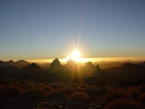 coucher de soleil sur  Asskrem