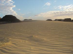 Ciel, roches et dunes