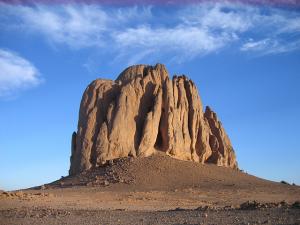 Au pied du pic Aokacit