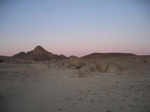 Regard sur le pic sans nom