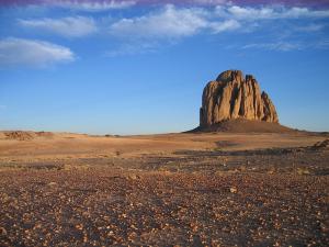 Derniers regards sur le pic Aokacit sous les feux du soleil