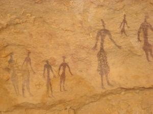 Gravures rupestres famille