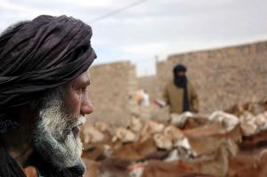 w 127 Algerie Tamanrasset marché aux bestiaux portrait