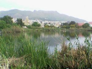 Lac mezaia, parc de Béjaia