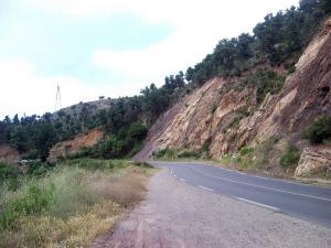 la route entre Adekkar et Yakourane