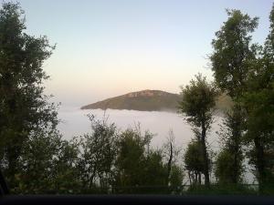 Au Dessus des Nuages