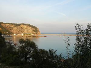 Algérie - Bejaia - Réservoirs de Pétrole