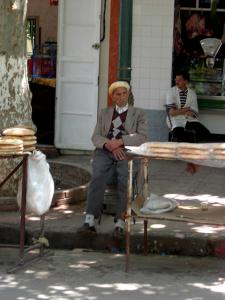 Tlemcen, Vente de Pain Traditionnel