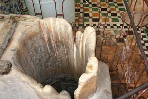 Puits du mausolée de Sidi-Boumediene