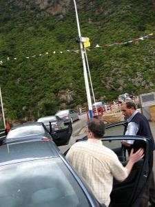 Au pied de la Montagne