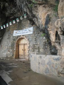 GROTTE DE GHAR EL BAZ CORNICHE JIJELIENNE