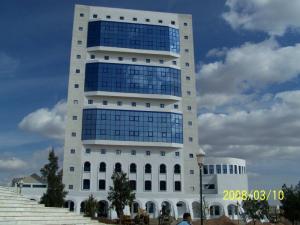 la tour d'administration (Université Larbi Ben Mhidi Oum El Bouaghi )