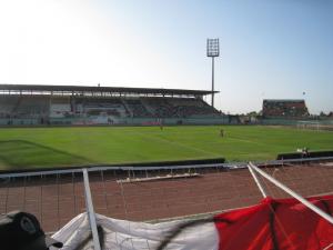 stade mustapha tchaker , blida