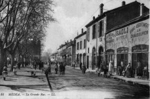 Médéa, La Grande Rue
