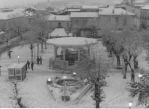 Souk-Ahras, le kiosque sous la neige