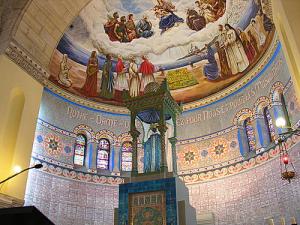 Intérieur de l'eglise Notre Dame d'Afrique