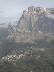 Vue sur le village de Timaghras
