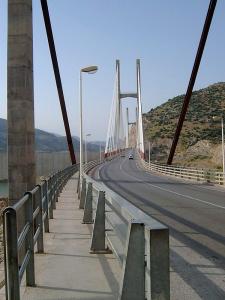 Le nouveau pont suspendu de Beni Haroun entre Jijel et Constantine.
