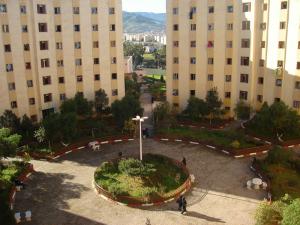 Résidence Universitaire Zoubida HAMADOUCH (Soumaa 04)
